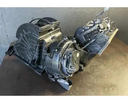 FREIGHTLINER Cascadia 116 Day Cab Blower Motor (HVAC)