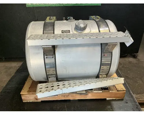 FREIGHTLINER Cascadia 116 Day Cab Fuel Tank