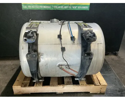 FREIGHTLINER Cascadia 116 Day Cab Fuel Tank