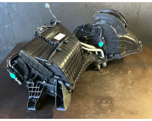 FREIGHTLINER Cascadia 116 Day Cab Heater Assembly