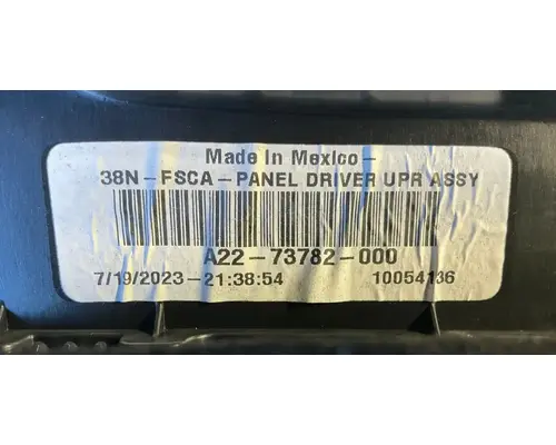 FREIGHTLINER Cascadia 116 Day Cab Instrument Cluster Bezel