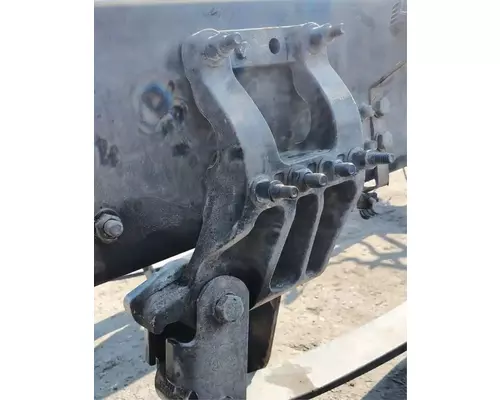 FREIGHTLINER Cascadia 116 Day Cab Spring Hanger