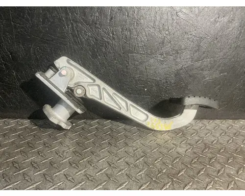 FREIGHTLINER Cascadia 116 Accelerator Parts