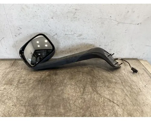 FREIGHTLINER Cascadia 116 Body Parts, Misc.