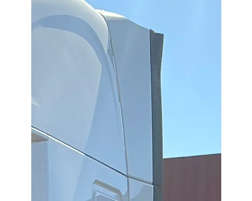 FREIGHTLINER Cascadia 116 CabSleeper Fairing