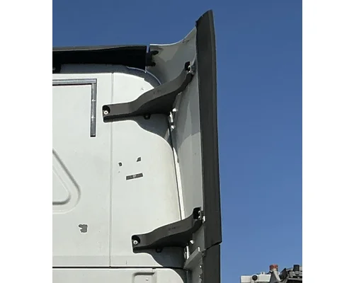 FREIGHTLINER Cascadia 116 CabSleeper Fairing