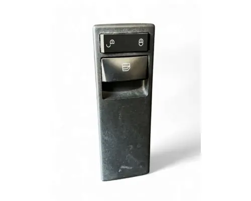 FREIGHTLINER Cascadia 116 Door Electrical Switch