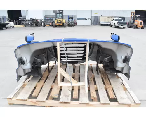 FREIGHTLINER Cascadia 116 Hood