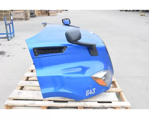 FREIGHTLINER Cascadia 116 Hood