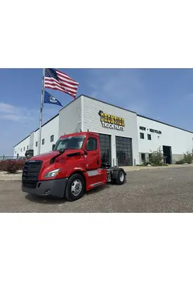 FREIGHTLINER Cascadia 116 Rebuilders