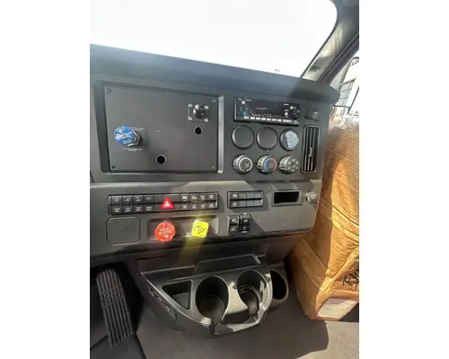 FREIGHTLINER Cascadia 116 Rebuilders