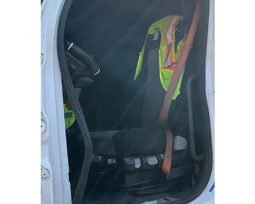 FREIGHTLINER Cascadia 116 Seat, Front