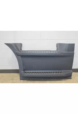 FREIGHTLINER Cascadia 116 Side Fairing