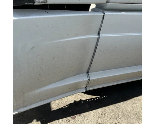 FREIGHTLINER Cascadia 116 Side Fairing