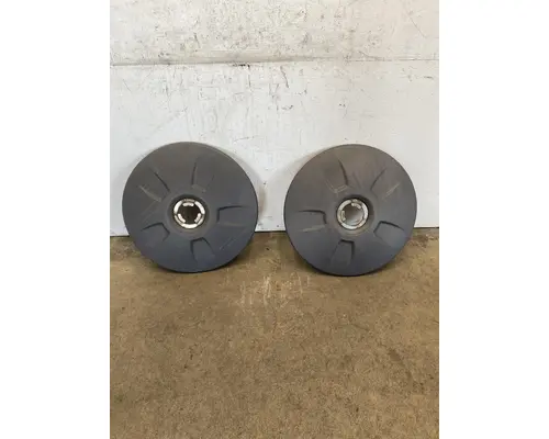 FREIGHTLINER Cascadia 116 Wheel Cover