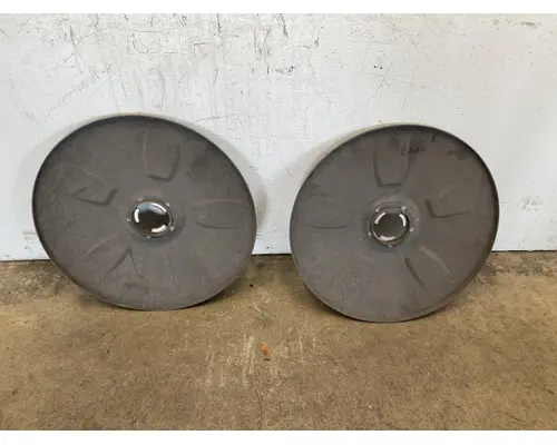 FREIGHTLINER Cascadia 116 Wheel Cover