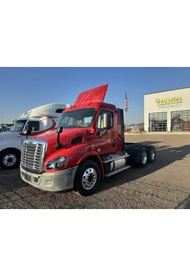 FREIGHTLINER Cascadia 125 Day Cab Switcher Rebuilders