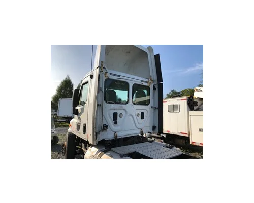 FREIGHTLINER Cascadia 125DC Cab