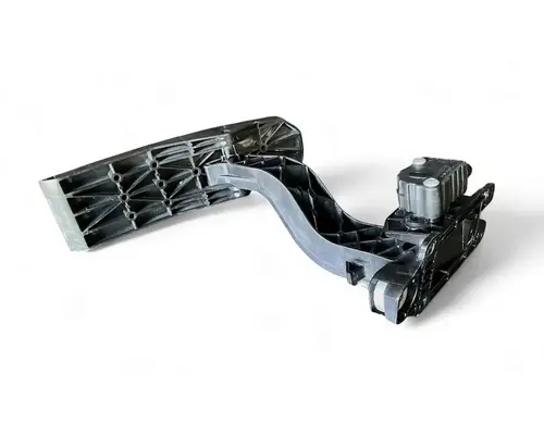 FREIGHTLINER Cascadia 125 Accelerator Parts