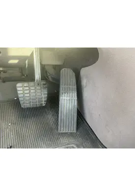 FREIGHTLINER Cascadia 125 Accelerator Parts