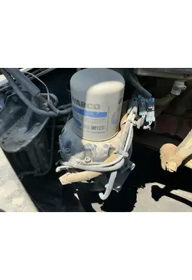 FREIGHTLINER Cascadia 125 Air Dryer