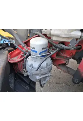 FREIGHTLINER Cascadia 125 Air Dryer