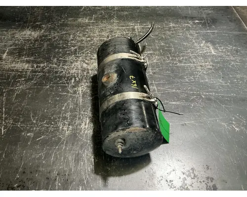 FREIGHTLINER Cascadia 125 Air Tank