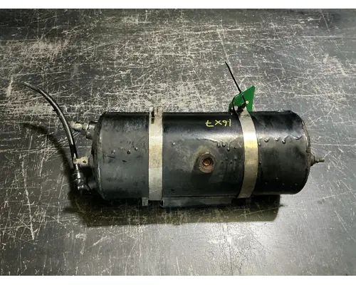 FREIGHTLINER Cascadia 125 Air Tank