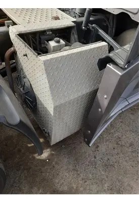 FREIGHTLINER Cascadia 125 Auxiliary Power Unit