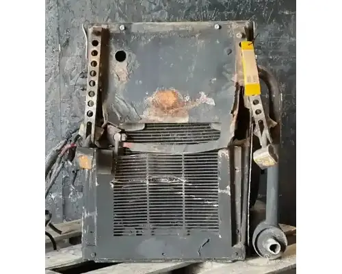 FREIGHTLINER Cascadia 125 Auxiliary Power Unit