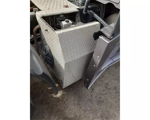 FREIGHTLINER Cascadia 125 Auxillary Power Unit