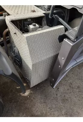 FREIGHTLINER Cascadia 125 Auxillary Power Unit