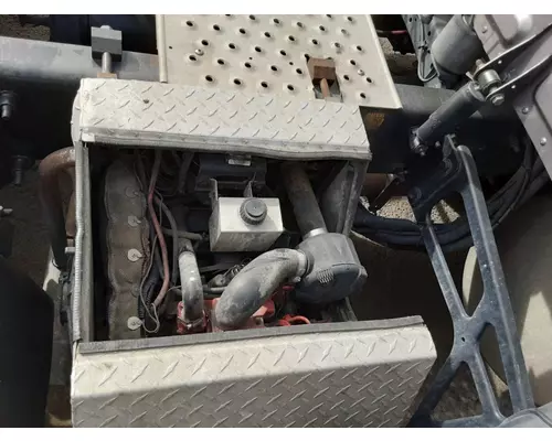 FREIGHTLINER Cascadia 125 Auxillary Power Unit