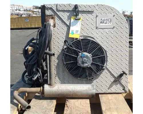 FREIGHTLINER Cascadia 125 Auxillary Power Unit