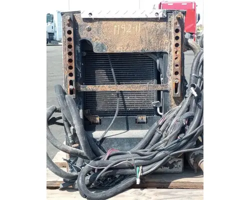 FREIGHTLINER Cascadia 125 Auxillary Power Unit
