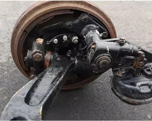 FREIGHTLINER Cascadia 125 Axle Assembly, Front (Steer)