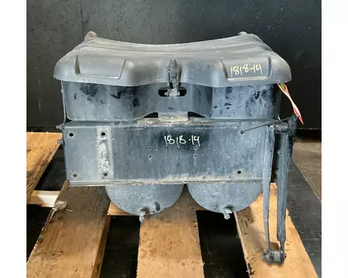 FREIGHTLINER Cascadia 125 Battery BoxTray