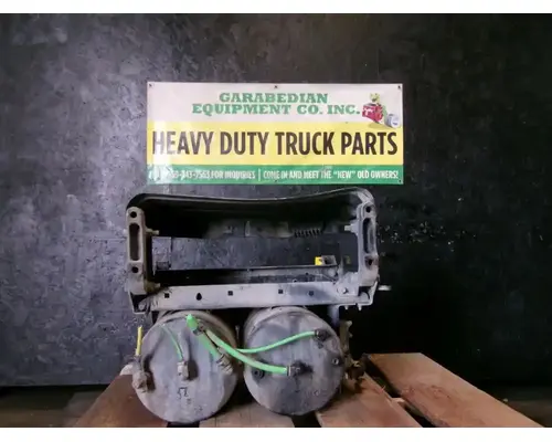 FREIGHTLINER Cascadia 125 Battery BoxTray