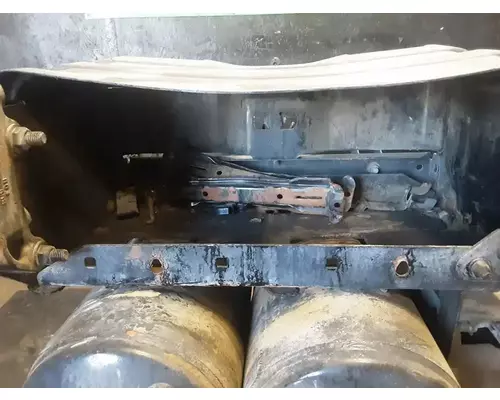 FREIGHTLINER Cascadia 125 Battery BoxTray