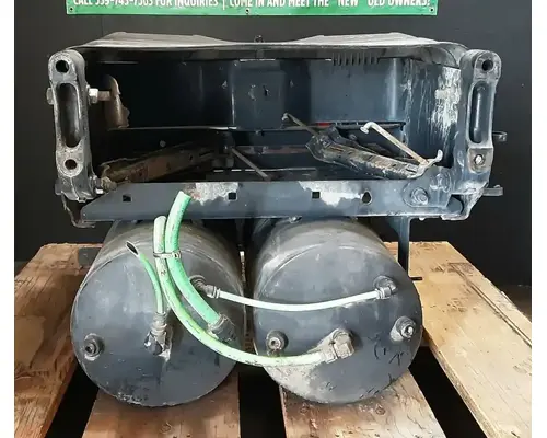 FREIGHTLINER Cascadia 125 Battery BoxTray