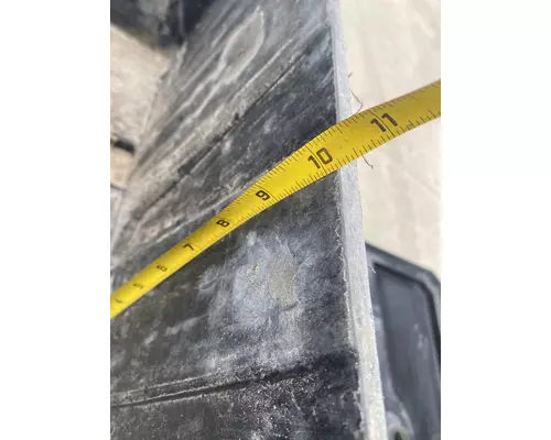 FREIGHTLINER Cascadia 125 Battery Box