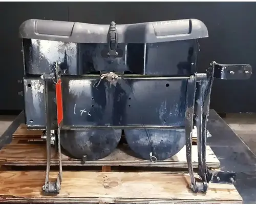 FREIGHTLINER Cascadia 125 Battery Boxes