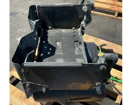 FREIGHTLINER Cascadia 125 Battery Boxes