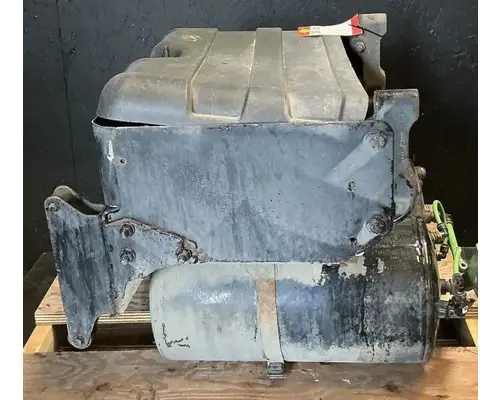 FREIGHTLINER Cascadia 125 Battery Boxes