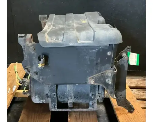 FREIGHTLINER Cascadia 125 Battery Boxes