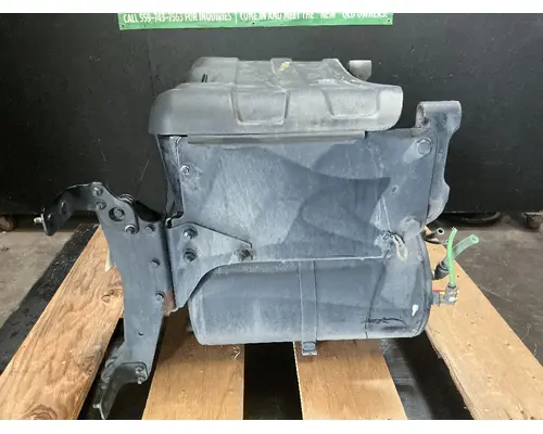 FREIGHTLINER Cascadia 125 Battery Boxes