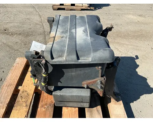 FREIGHTLINER Cascadia 125 Battery Boxes