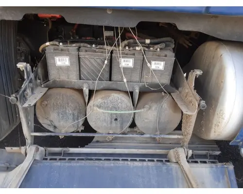 FREIGHTLINER Cascadia 125 Battery Boxes