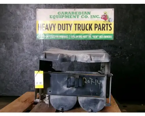 FREIGHTLINER Cascadia 125 Battery Boxes