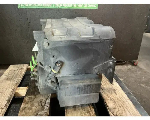 FREIGHTLINER Cascadia 125 Battery Boxes